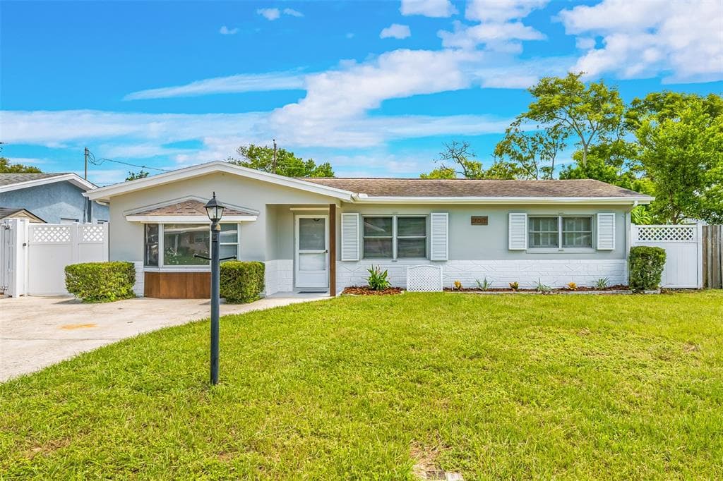 10953 109TH STREET LARGO, FL 33778