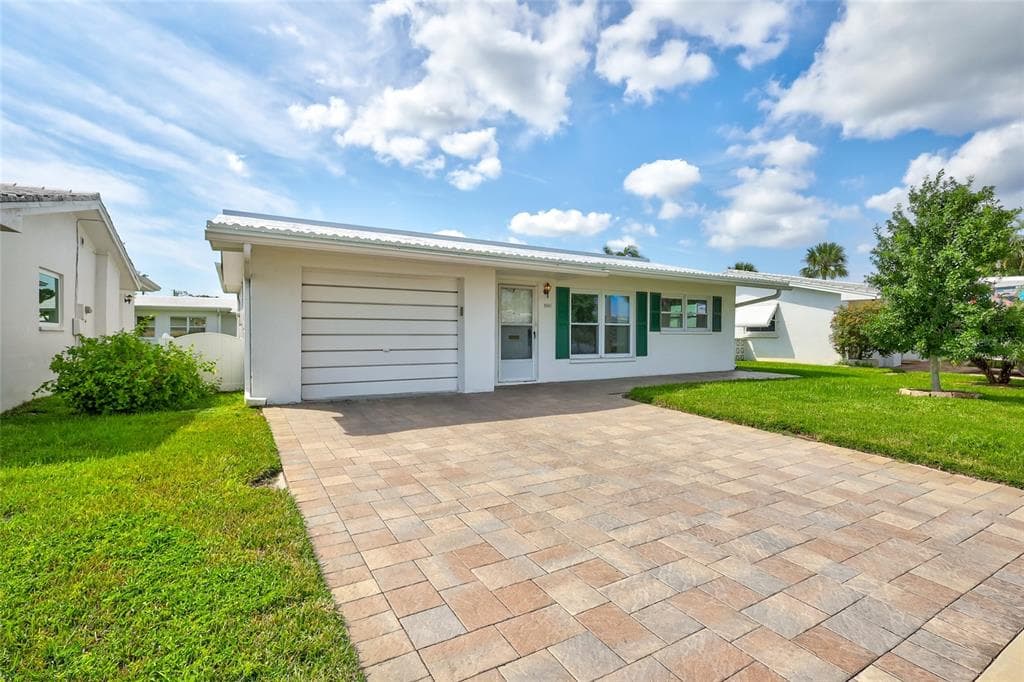 9860 36TH WAY N PINELLAS PARK, FL 33782