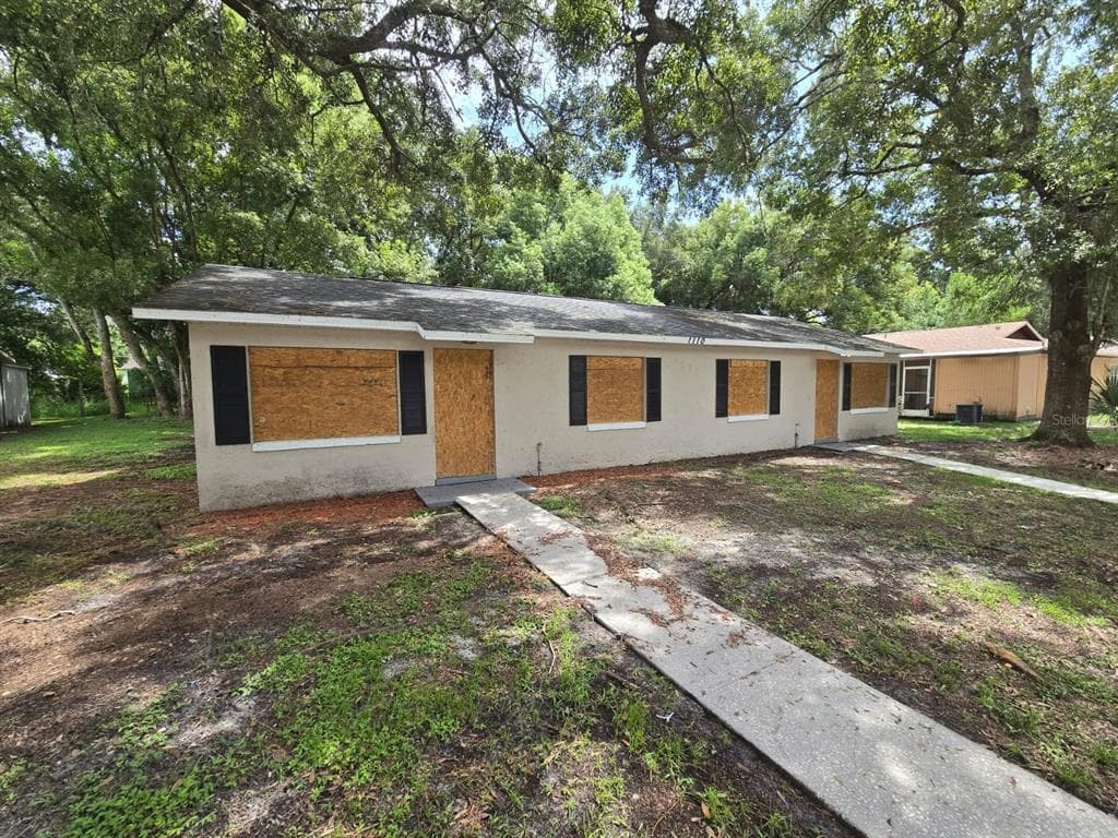1110 BIRCHWOOD COURT LEESBURG, FL 34748