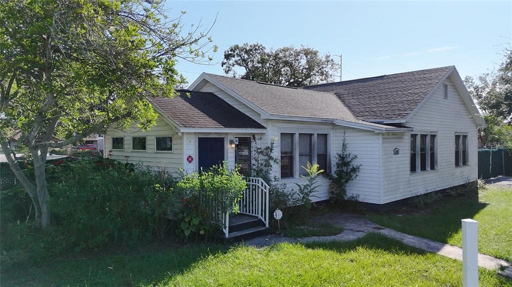 5304 1ST AVENUE N ST PETERSBURG, FL 33710