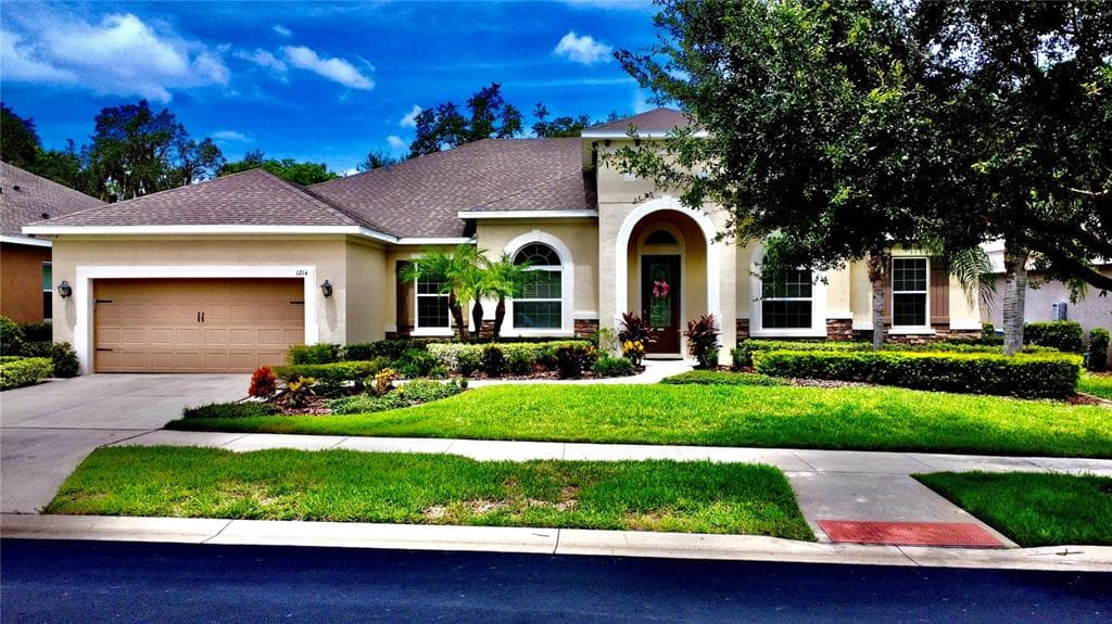 1214 LOREA LANE BRANDON, FL 33511