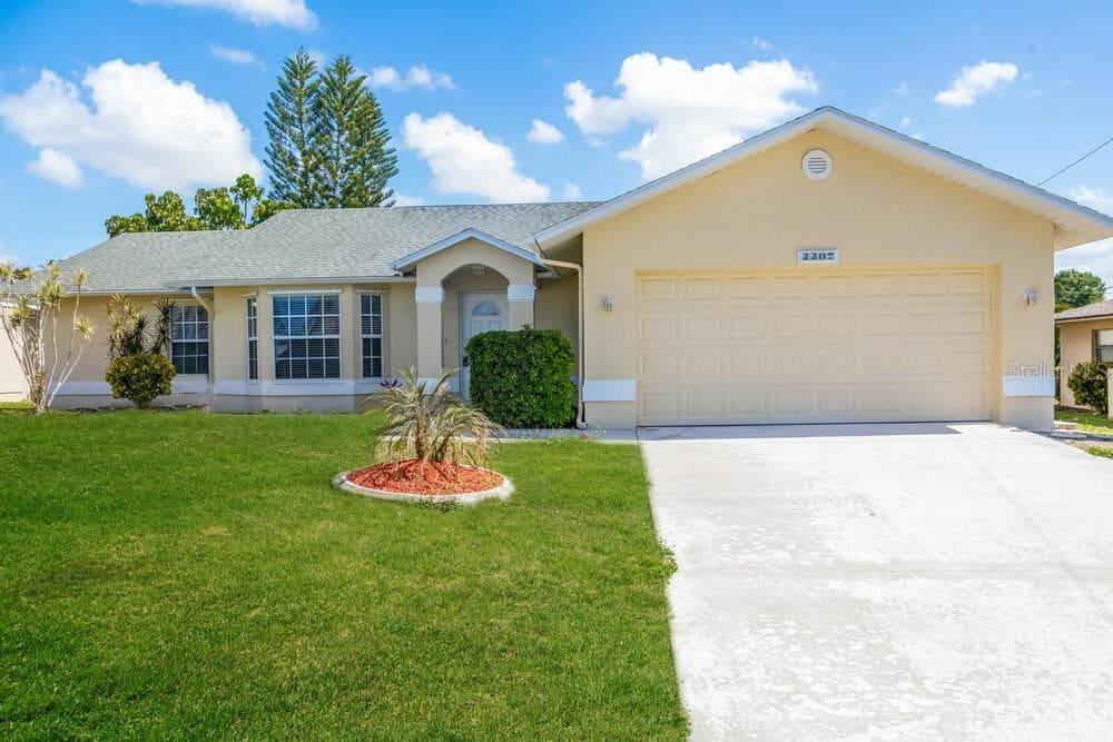 2207 SW 12TH PLACE CAPE CORAL, FL 33991