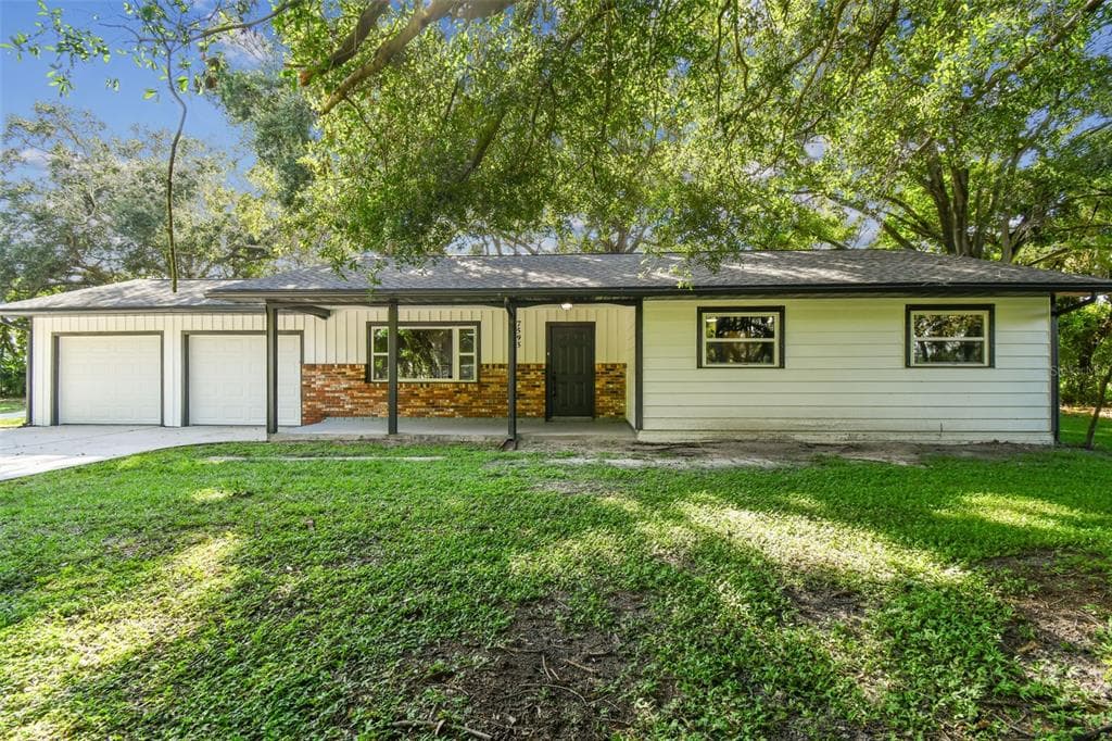 7595 78TH AVENUE N PINELLAS PARK, FL 33781