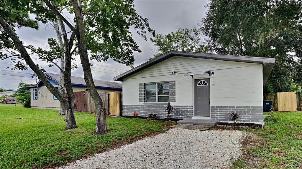 5261 35TH WAY N ST PETERSBURG, FL 33714
