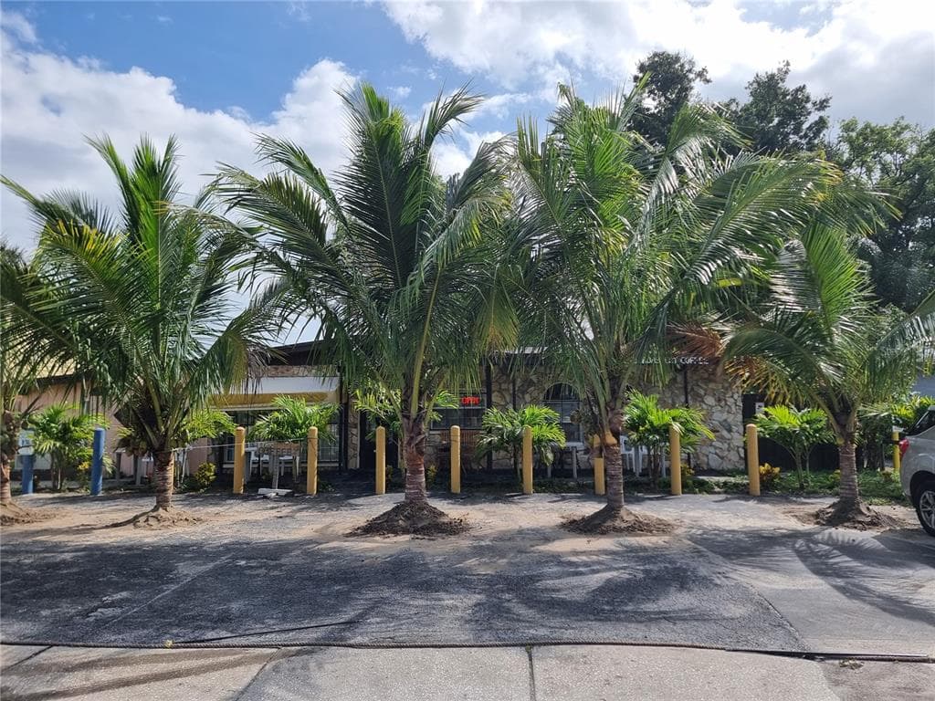 7309 N ARMENIA AVENUE TAMPA, FL 33604