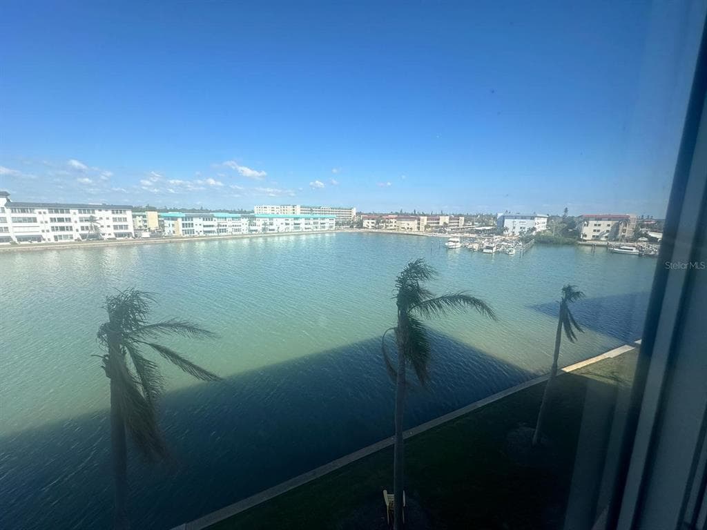 6025 SHORE BOULEVARD S UNIT 412 GULFPORT, FL 33707