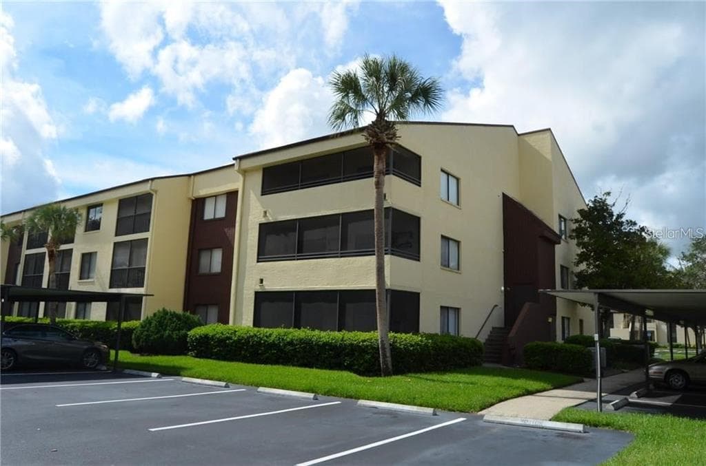 13604 S VILLAGE DRIVE UNIT 2102 TAMPA, FL 33618