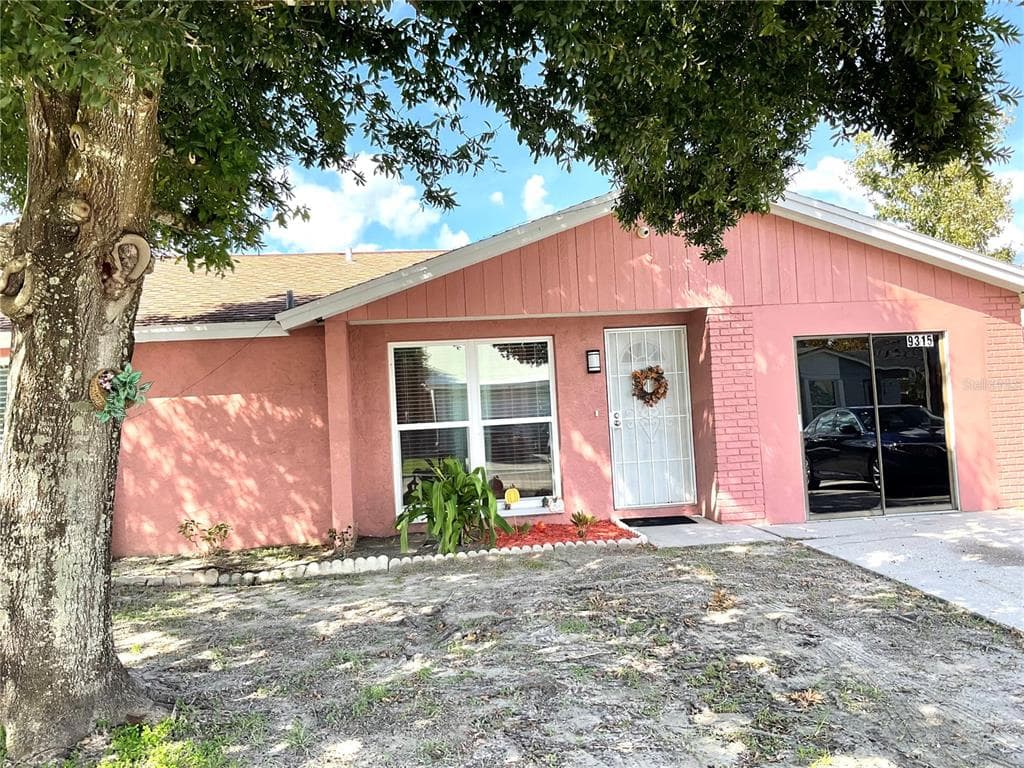 9315 CANDLEMAKER COURT TAMPA, FL 33615