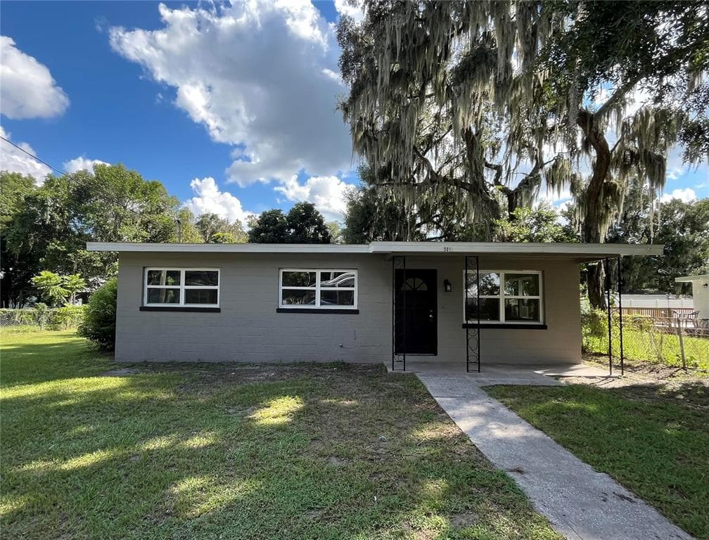 501 W DIXIE STREET PLANT CITY, FL 33563