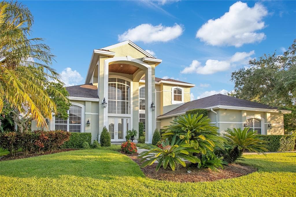 1935 LAGO VISTA BOULEVARD PALM HARBOR, FL 34685