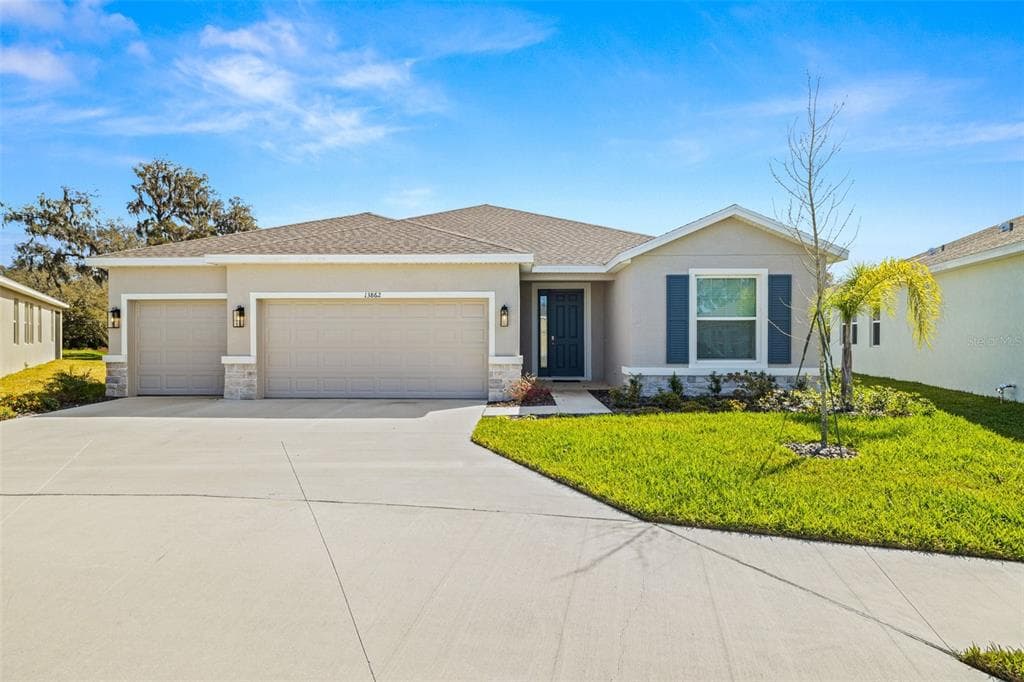 13862 WHISKEY DAISY DRIVE DADE CITY, FL 33525