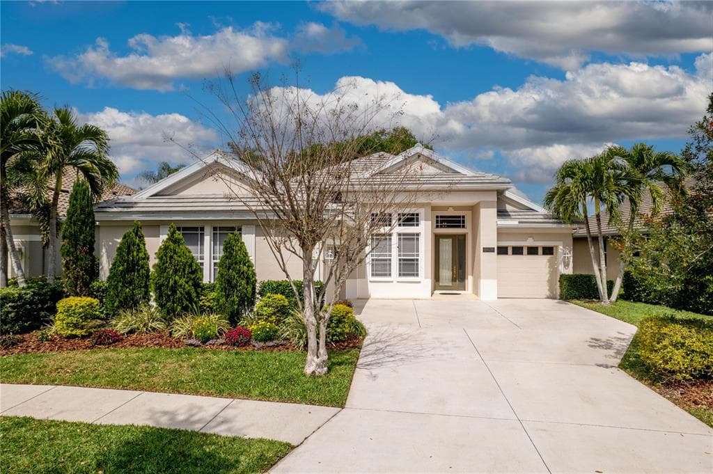 8474 SAILING LOOP LAKEWOOD RANCH, FL 34202