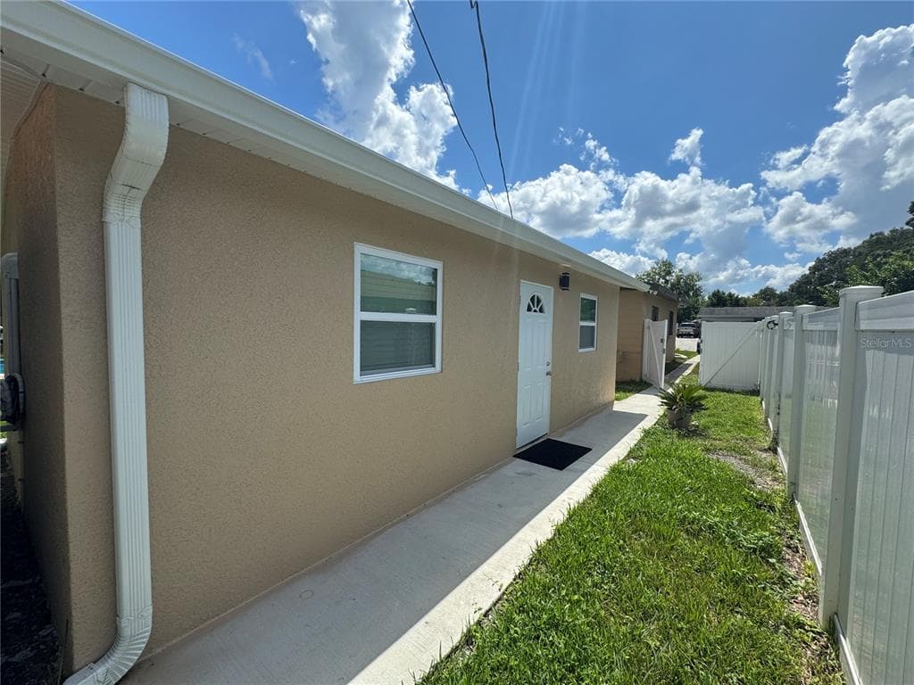 4420 COBIA DRIVE UNIT 2 TAMPA, FL 33617
