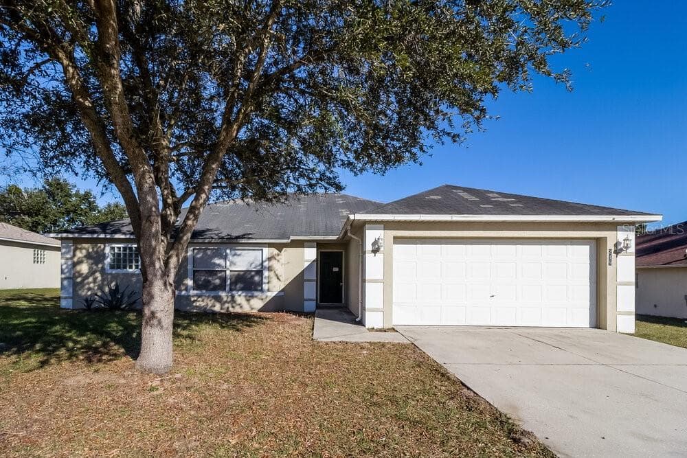 219 SOUTHERN BREEZE DRIVE MINNEOLA, FL 34715