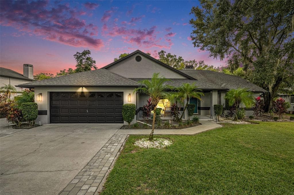 23538 OAKSIDE BOULEVARD LUTZ, FL 33559