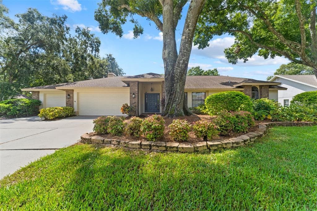 6202 IROQUOIS CT ODESSA, FL 33556