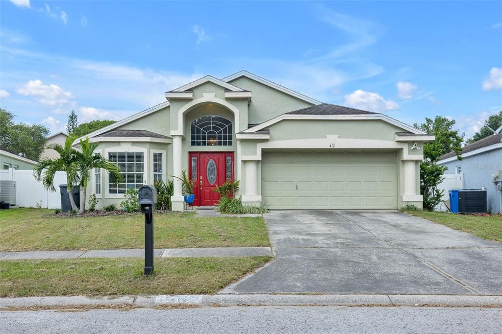 412 SANGRIA DRIVE VALRICO, FL 33594