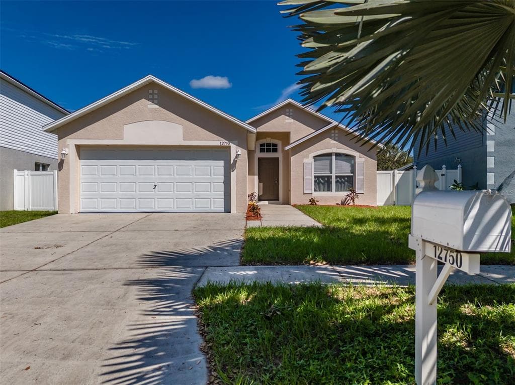 12750 LAKE VISTA DRIVE GIBSONTON, FL 33534