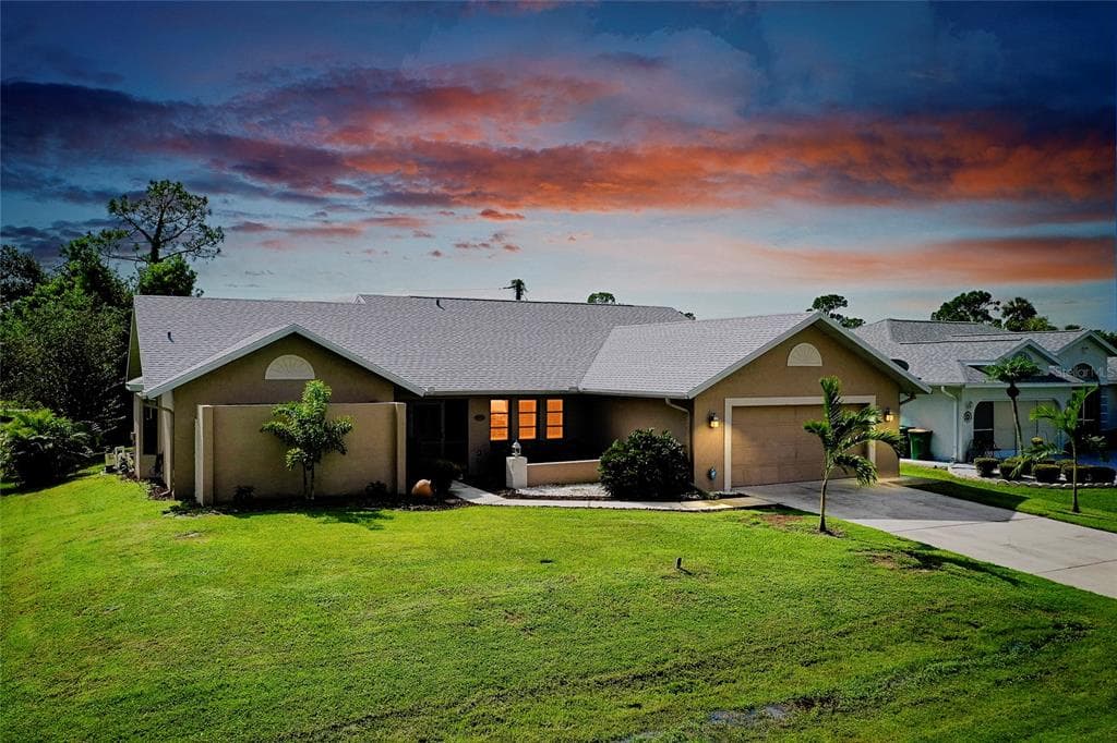 971 FAIRFAX TERRACE NW PORT CHARLOTTE, FL 33948
