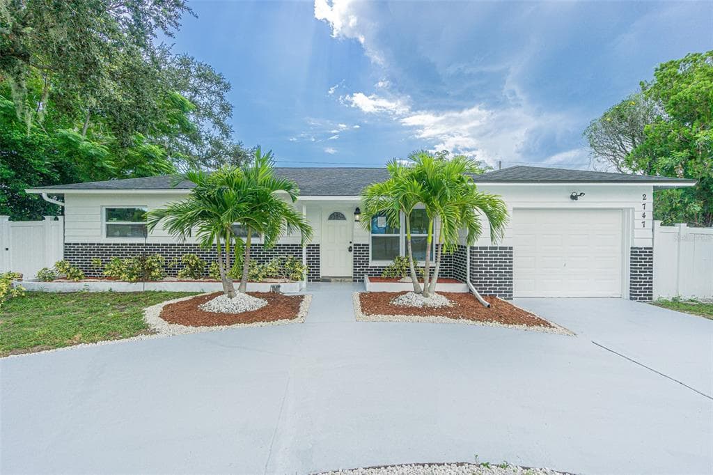2747 STATE ROAD 590 CLEARWATER, FL 33759