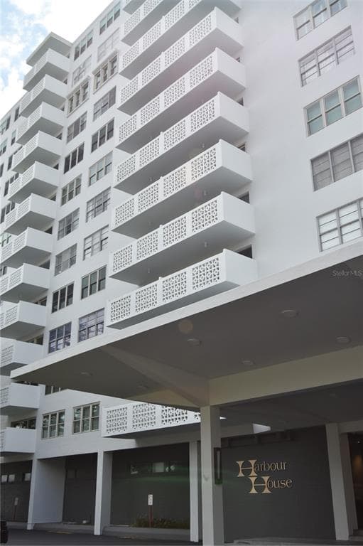 2401 BAYSHORE BOULEVARD UNIT 309 TAMPA, FL 33629