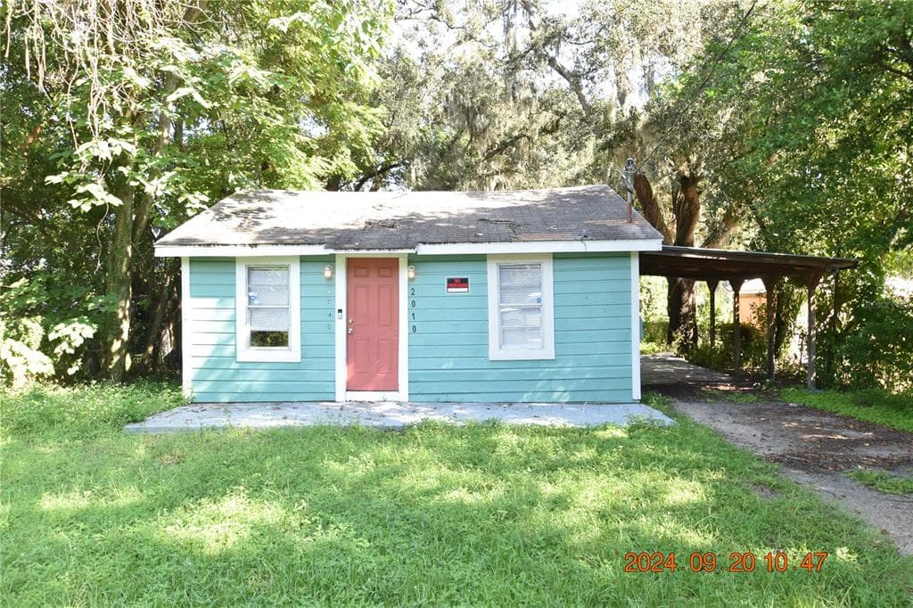 2010 E YUKON STREET TAMPA, FL 33604