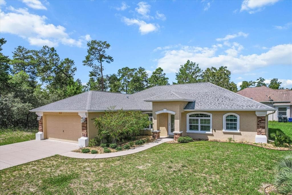 2 PALM GRASS COURT HOMOSASSA, FL 34446