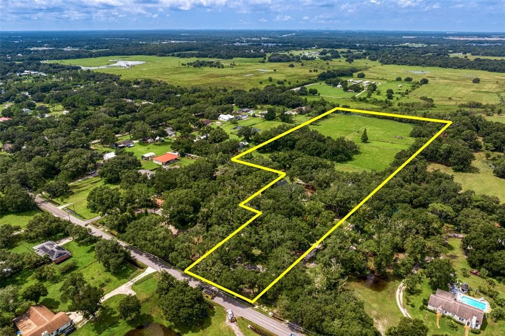 CARSON ACRES PLACE DOVER, FL 33527
