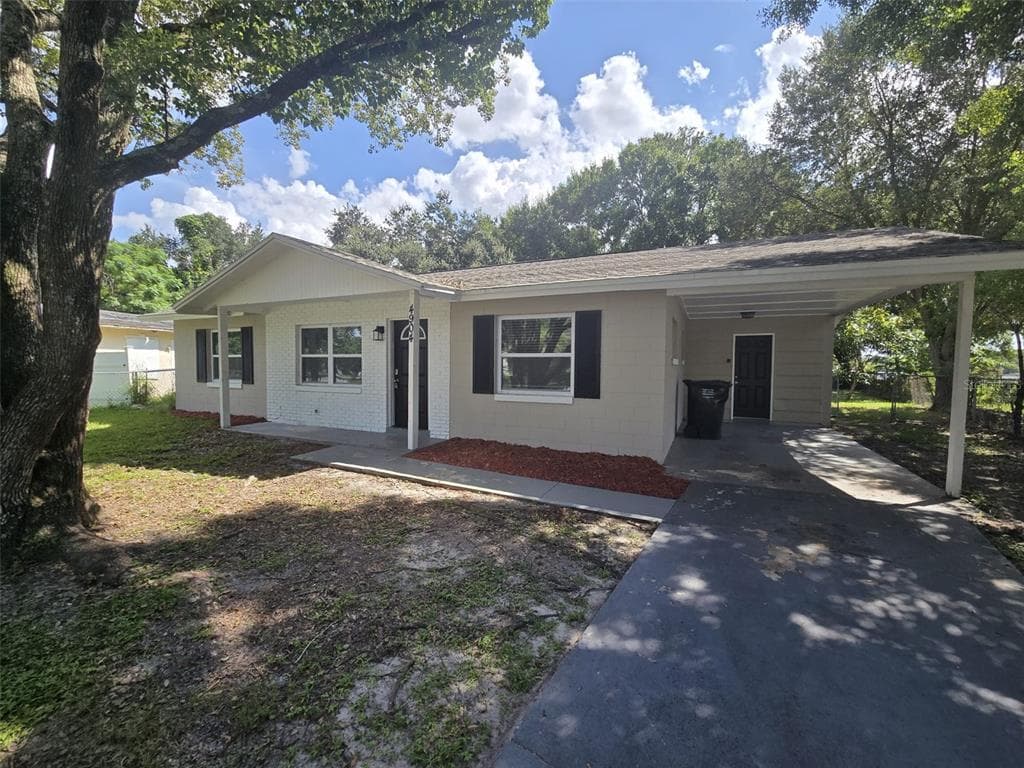 4904 LESCOT LANE ORLANDO, FL 32811