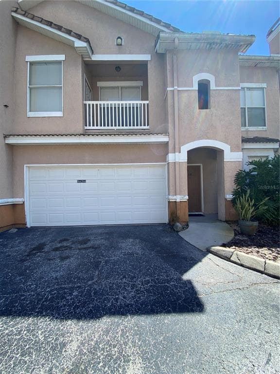 10504 VILLA VIEW CIR TAMPA, FL 33647