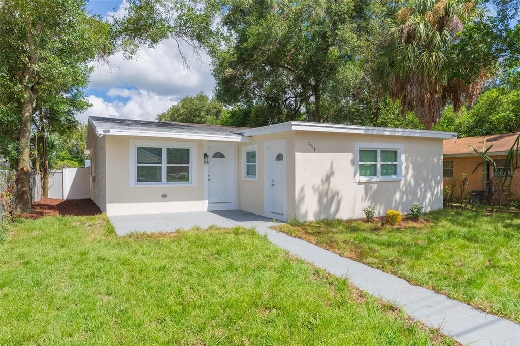 3410 E SHADOWLAWN AVENUE TAMPA, FL 33610