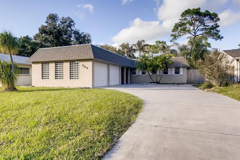 309 FLORAL DRIVE TAMPA, FL 33613