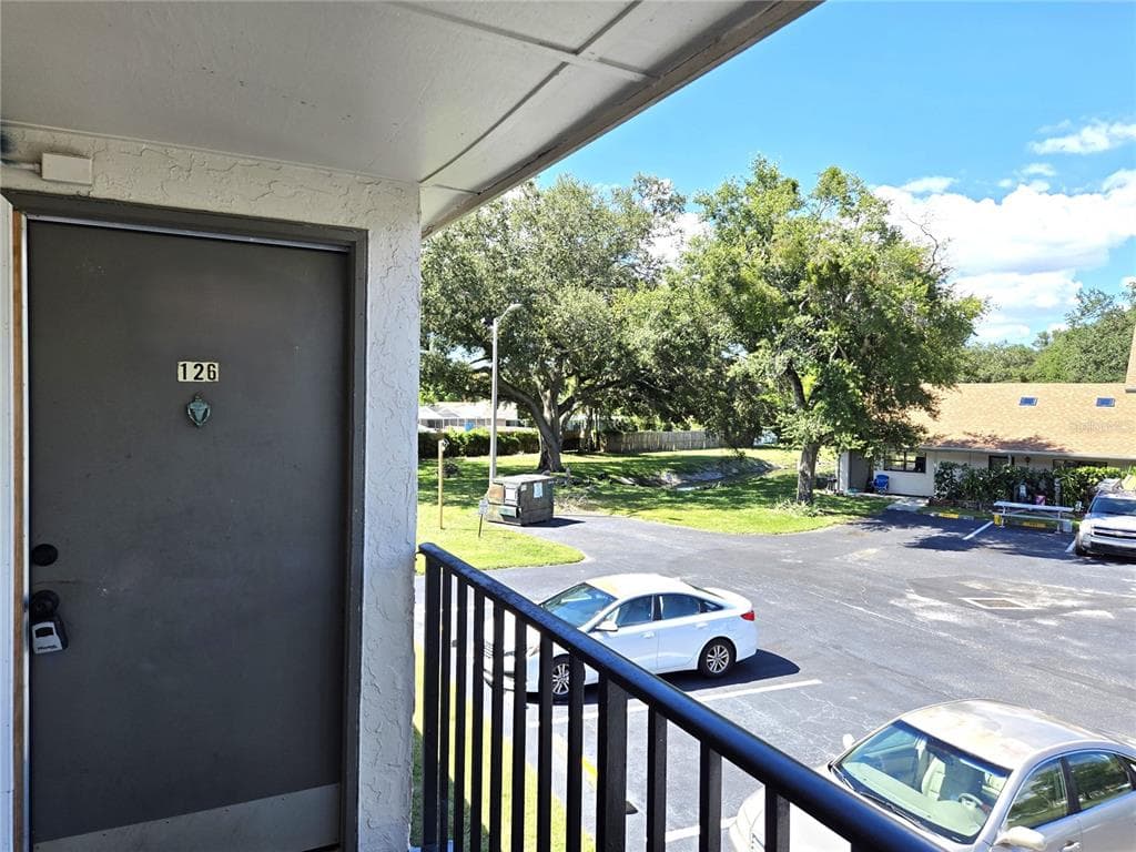 2166 BRADFORD STREET UNIT 126 CLEARWATER, FL 33760