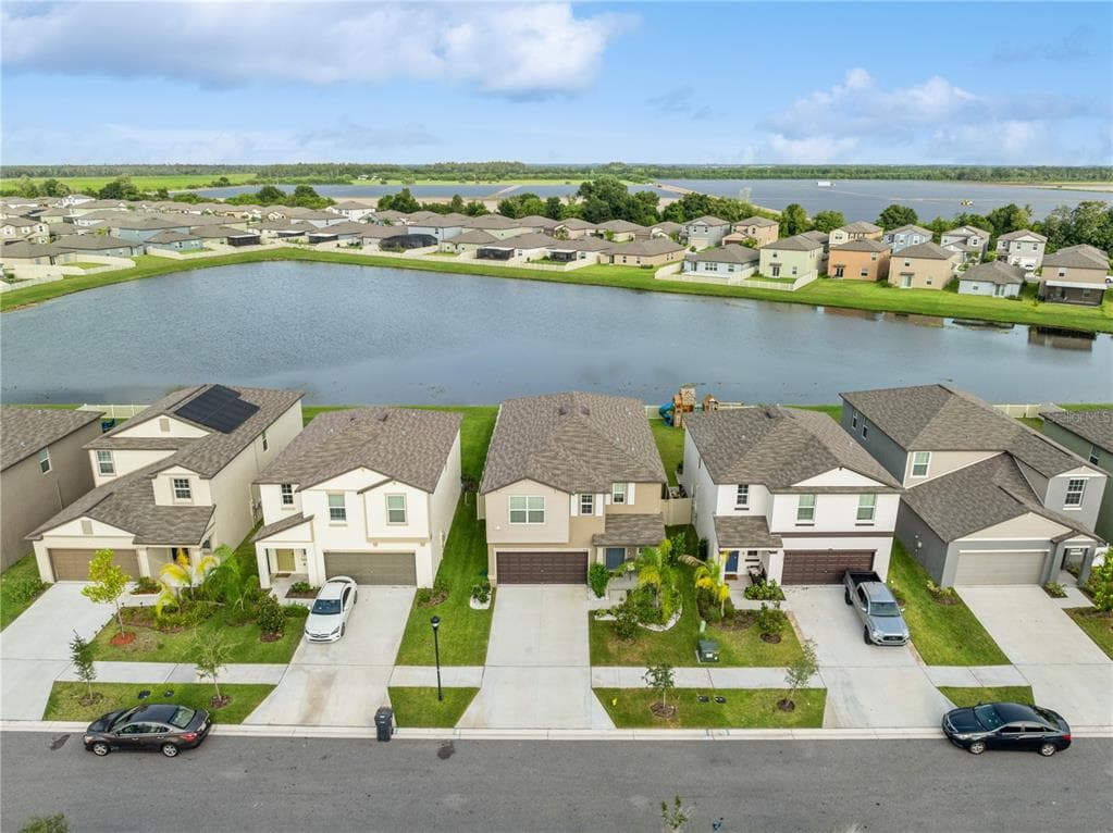 3164 OYSTER COVE STREET WIMAUMA, FL 33598