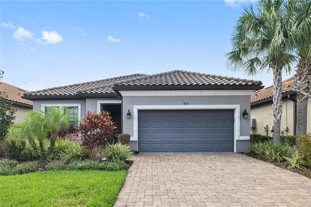 8611 GRAND ALBERATO ROAD TAMPA, FL 33647