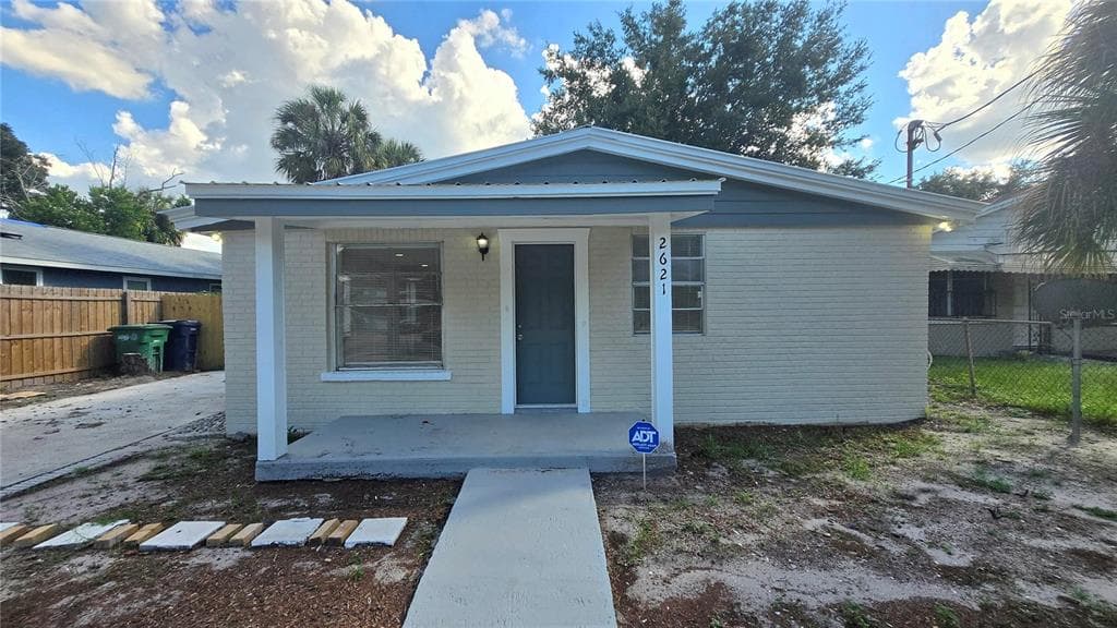 2621 E 38TH AVENUE TAMPA, FL 33610