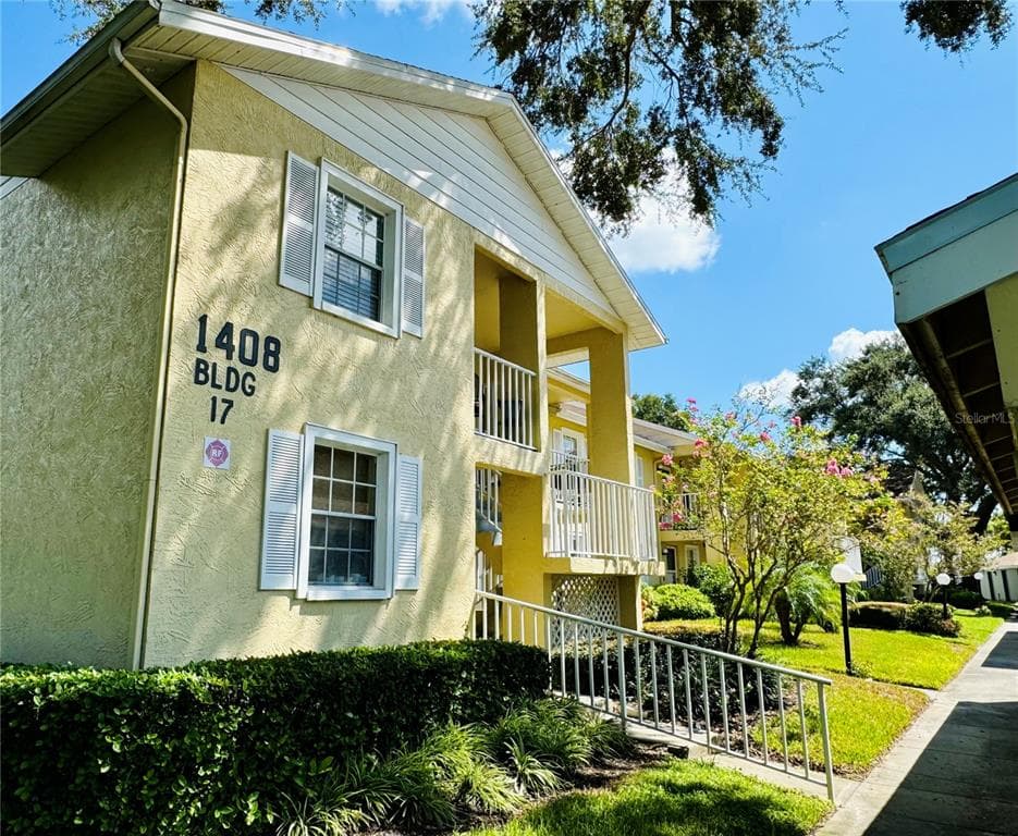 1408 MILLSTREAM LANE UNIT 102 DUNEDIN, FL 34698