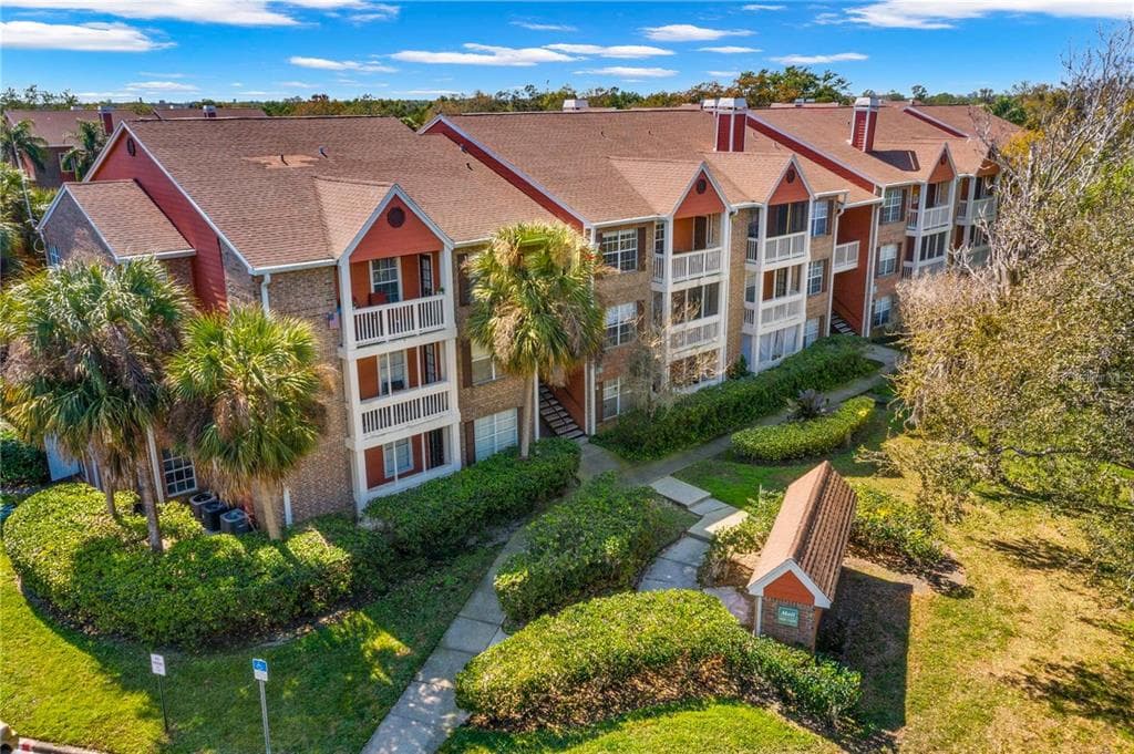 10200 GANDY BOULEVARD N UNIT 1225(Furnished) ST PETERSBURG, FL 33702
