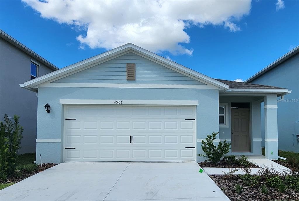 4907 CRANBERRY WAY LAKELAND, FL 33811