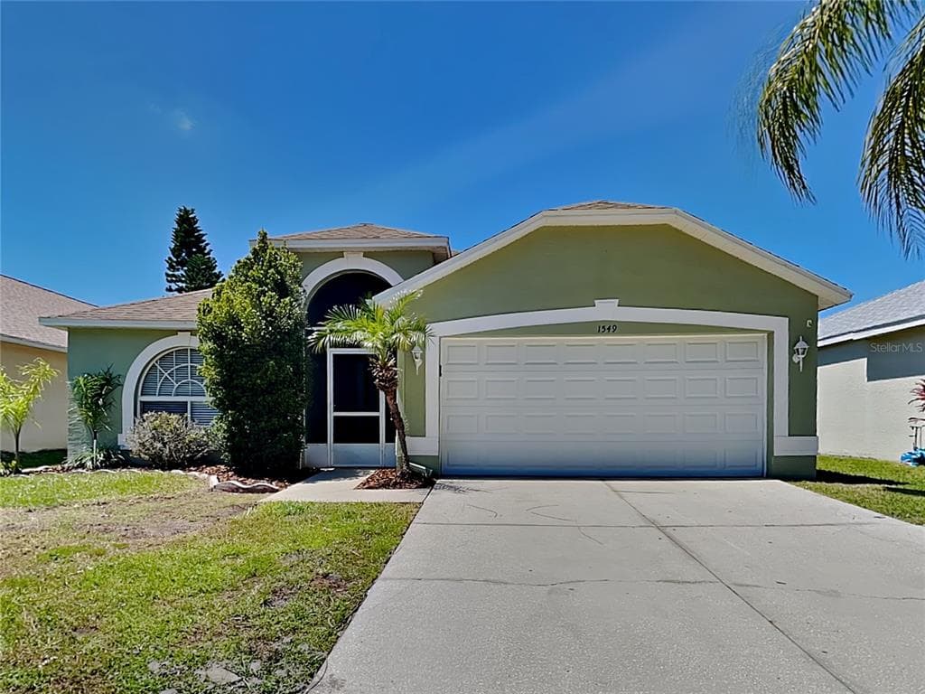 1549 FIREWHEEL DRIVE WESLEY CHAPEL, FL 33543