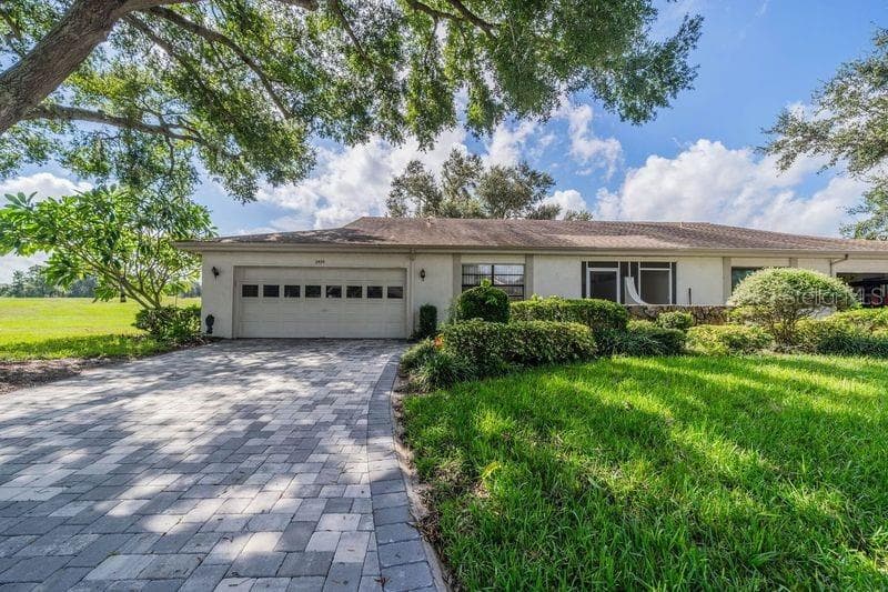 2535 LANCASTER DRIVE UNIT 2535 SUN CITY CENTER, FL 33573