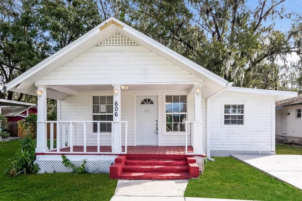 606 N VERMONT STREET PLANT CITY, FL 33563