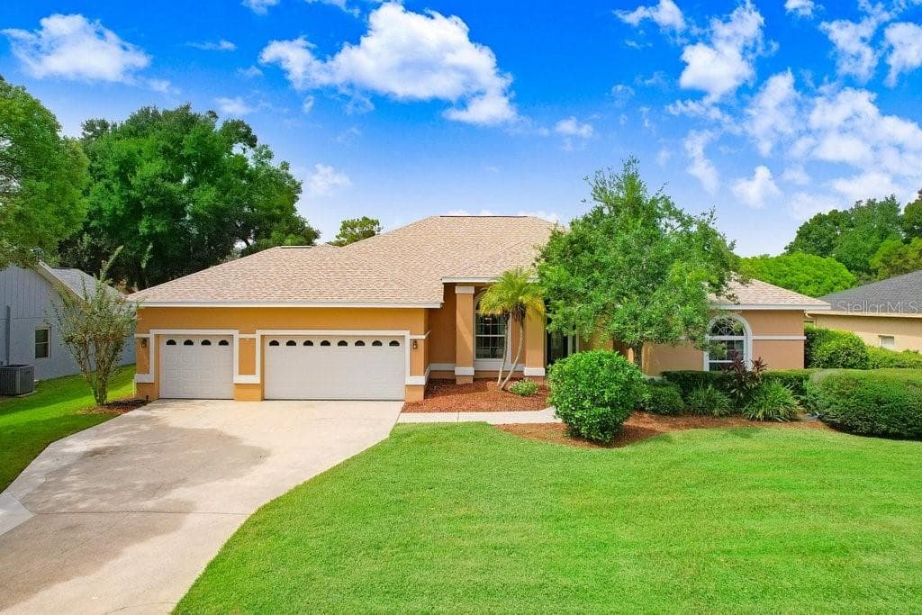 408 LAUREL PARK PLACE SEFFNER, FL 33584