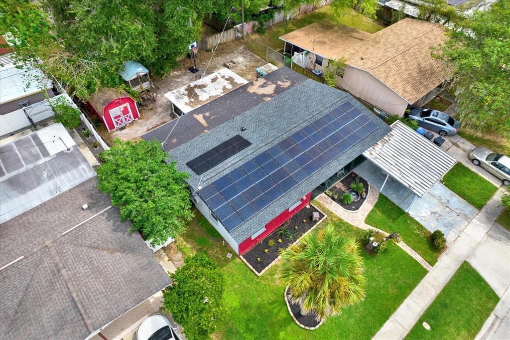 6005 CRESTHILL DRIVE TAMPA, FL 33615
