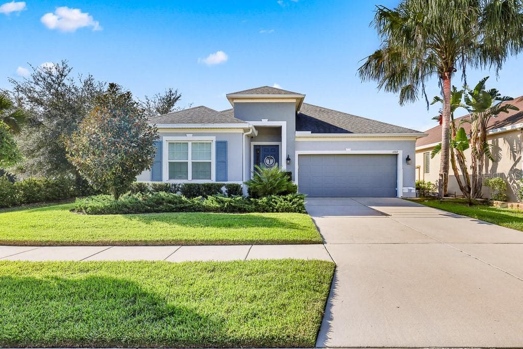 17712 BRIGHT WHEAT DRIVE LITHIA, FL 33547