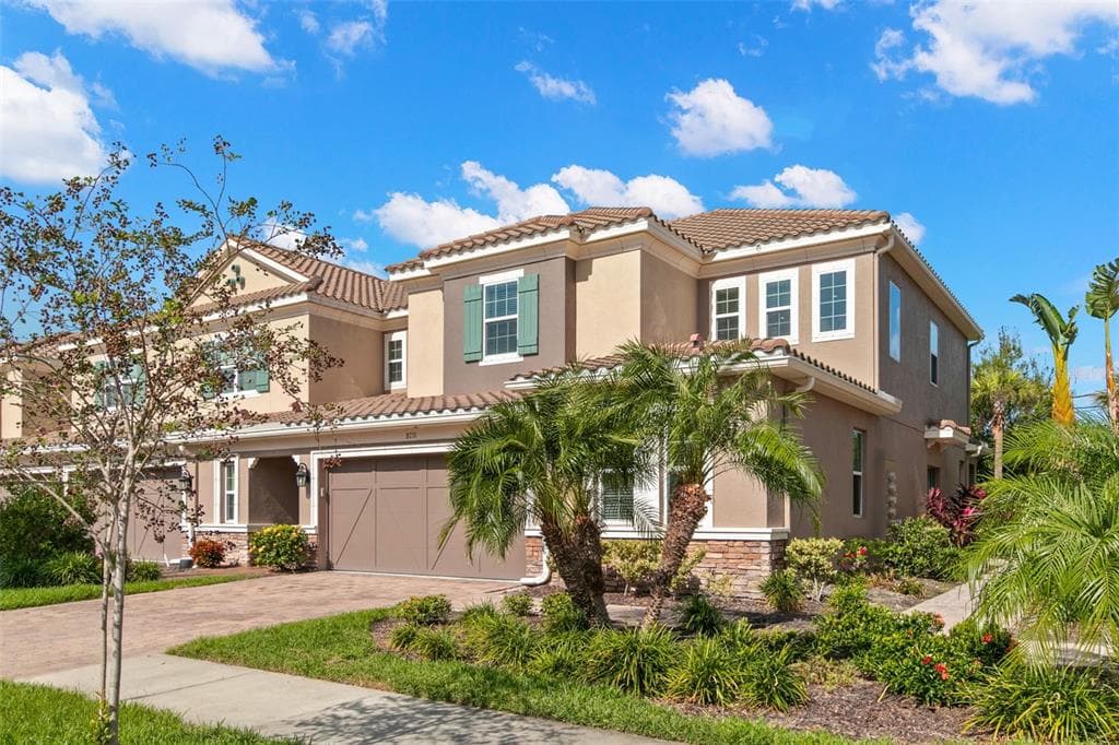 8731 TERRACINA LAKE DRIVE