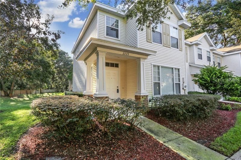 2223 GOLDEN OAK LANE VALRICO, FL 33594