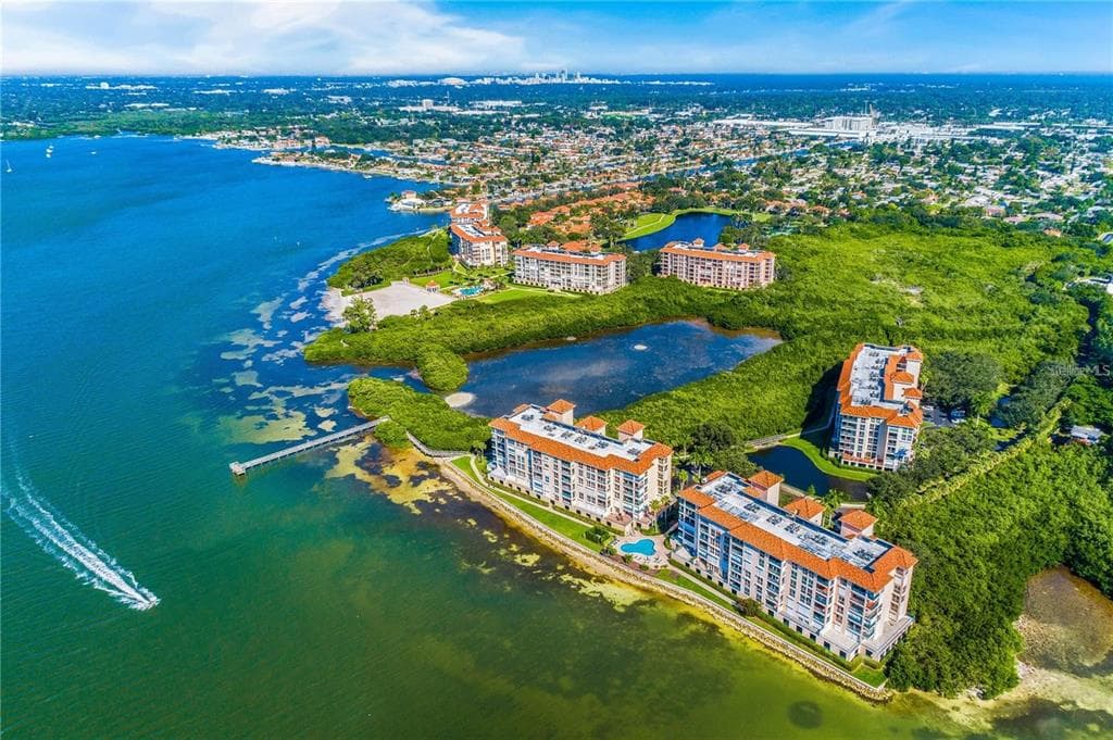 4830 OSPREY DRIVE S UNIT 501 ST PETERSBURG, FL 33711
