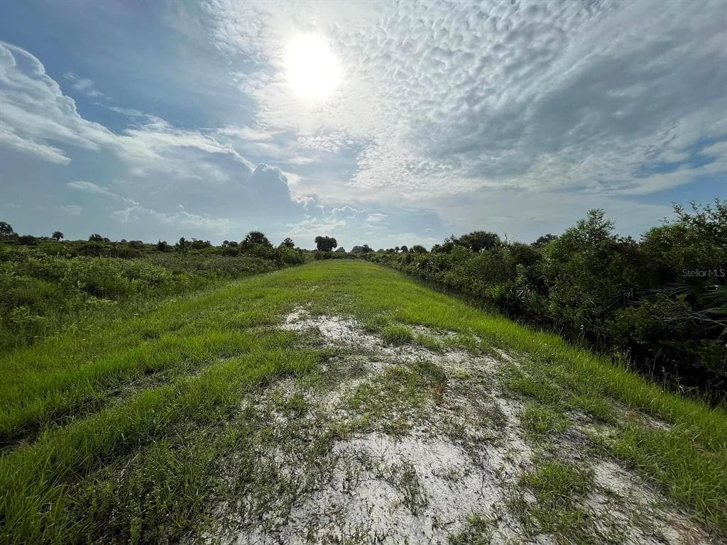 21714 NW 276TH STREET OKEECHOBEE, FL 34972
