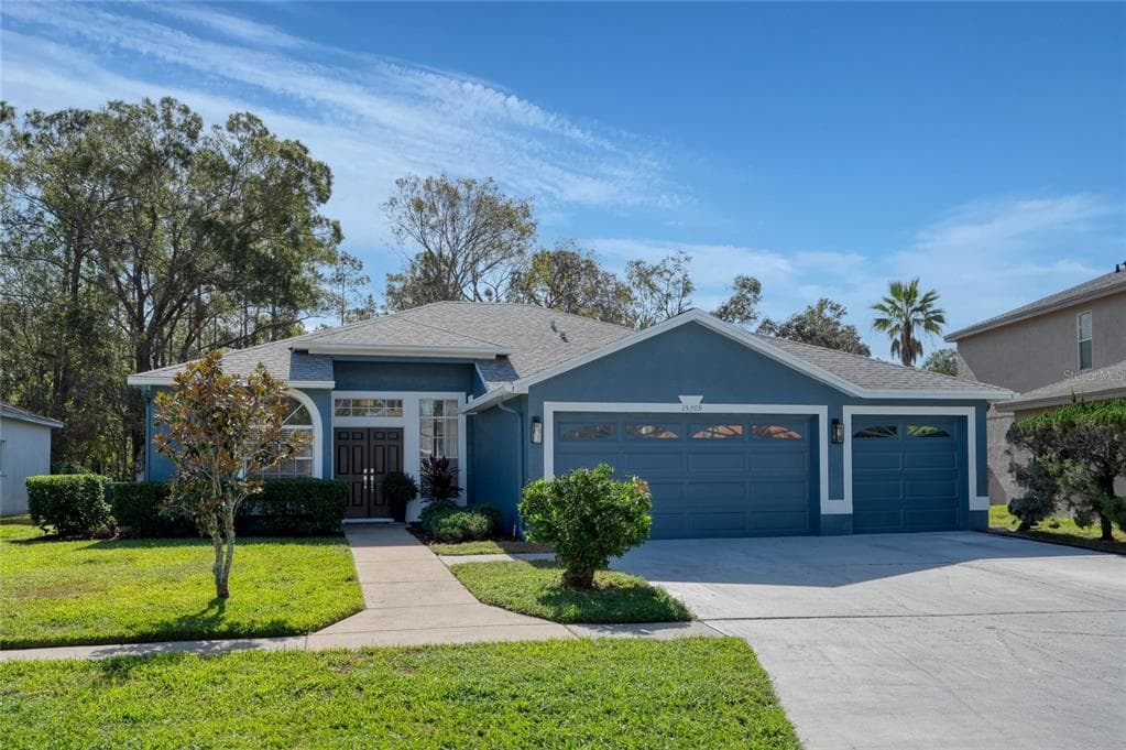 15709 MUIRFIELD DRIVE ODESSA, FL 33556
